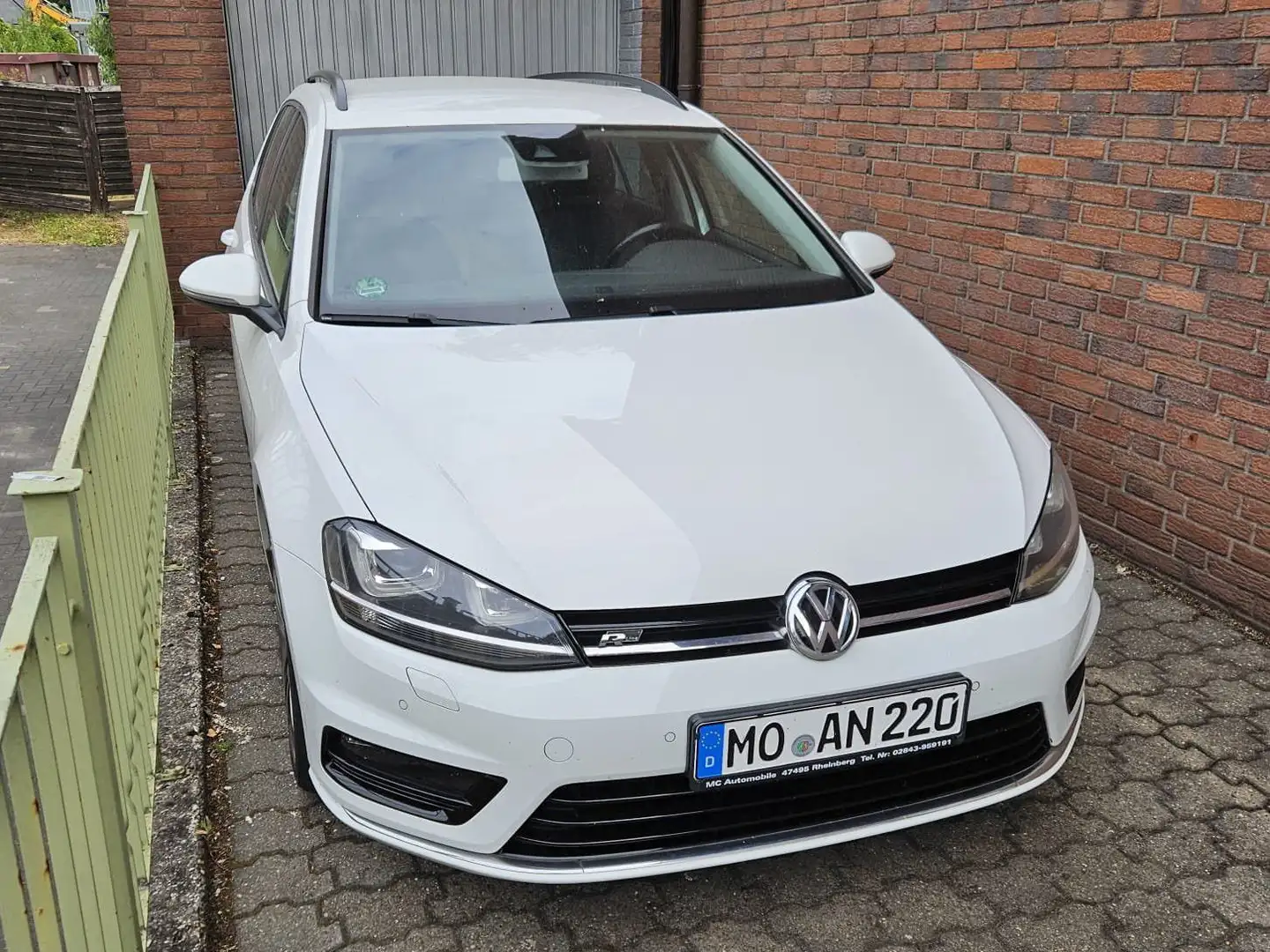 Volkswagen Golf Variant Golf Variant 1.4 TSI BlueMotion Technology Allstar Weiß - 1