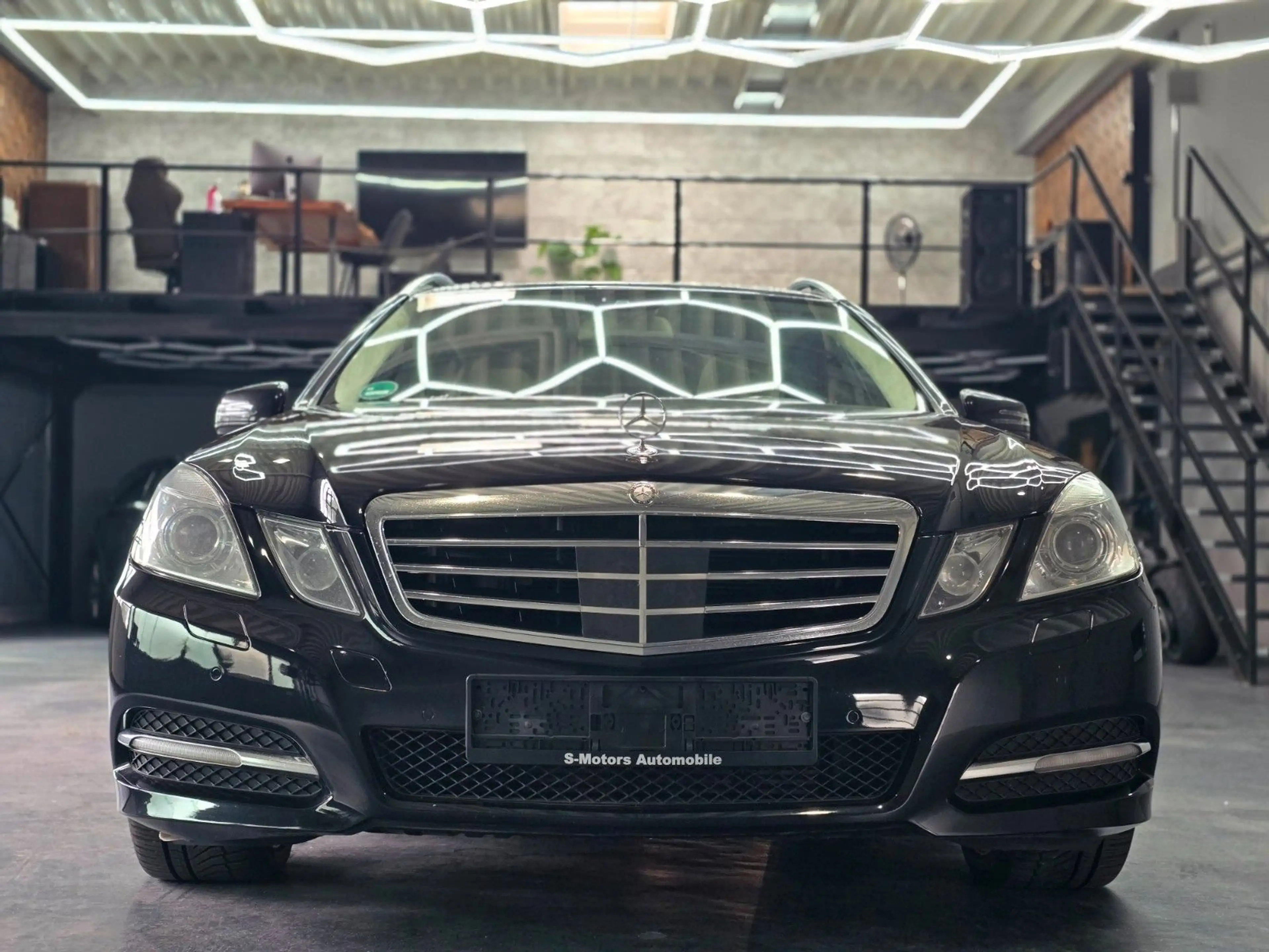 Mercedes-Benz E 350 CDI 4MATIC T/Exclusive/Massage/AHK/Nappa — photo 2