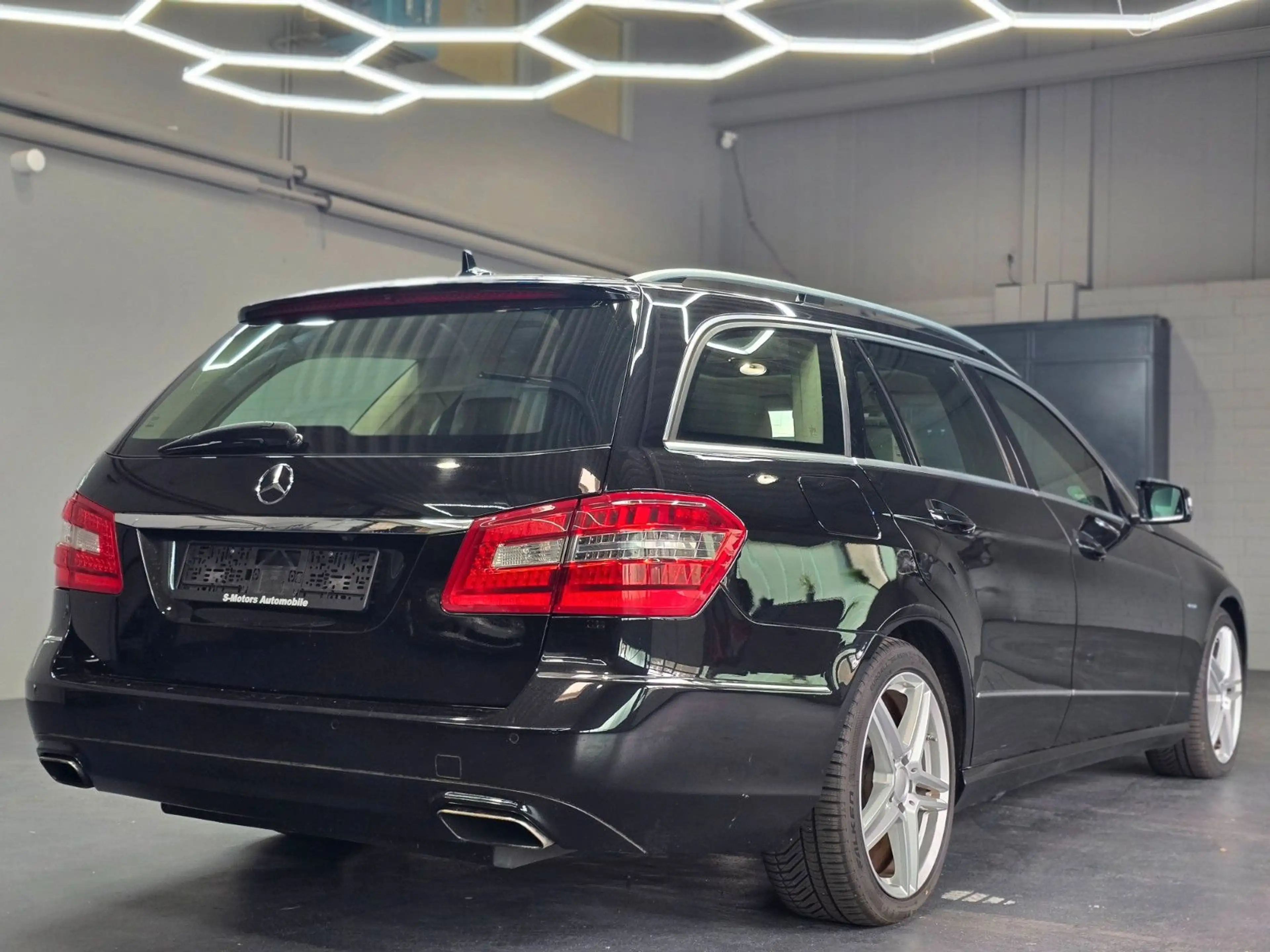 Mercedes-Benz E 350 CDI 4MATIC T/Exclusive/Massage/AHK/Nappa — photo 7
