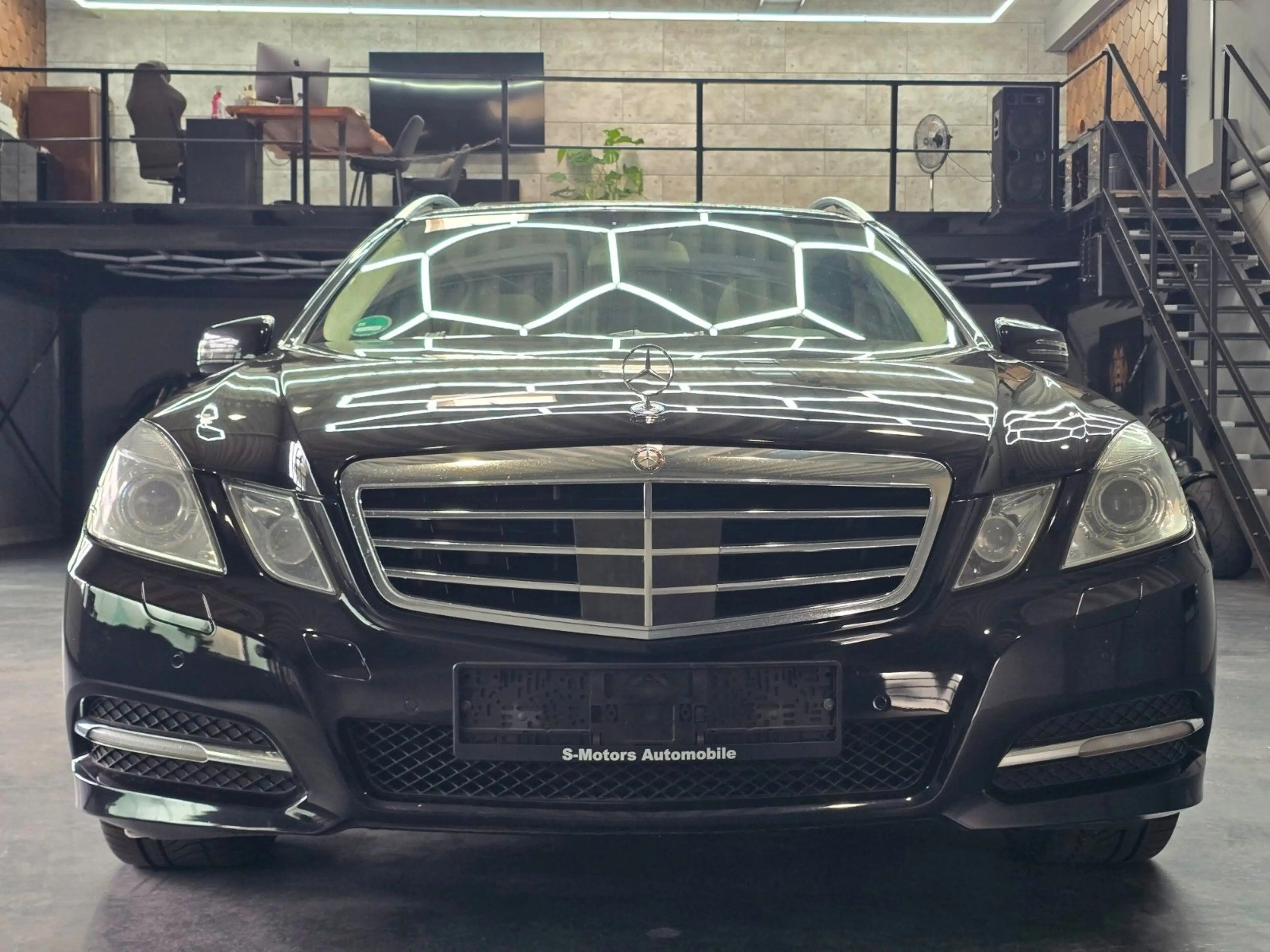 Mercedes-Benz E 350 CDI 4MATIC T/Exclusive/Massage/AHK/Nappa — photo 9