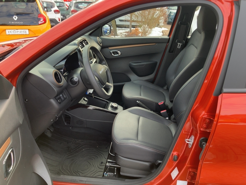 Dacia Spring Electric 65 Extreme Sommer/Winterreifem — photo 12