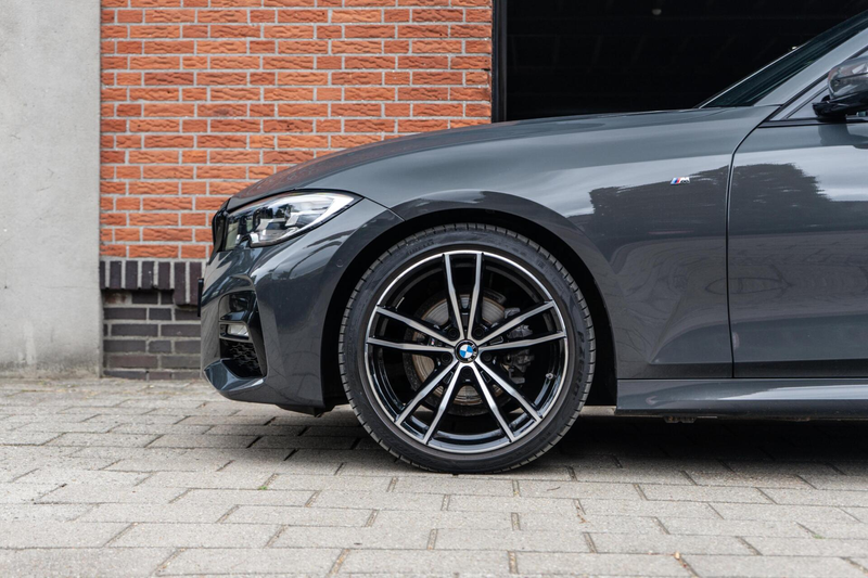 BMW 318 3-serie Touring 318i High Executive M-Sport Pano / — photo 5