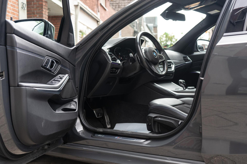 BMW 318 3-serie Touring 318i High Executive M-Sport Pano / — photo 8