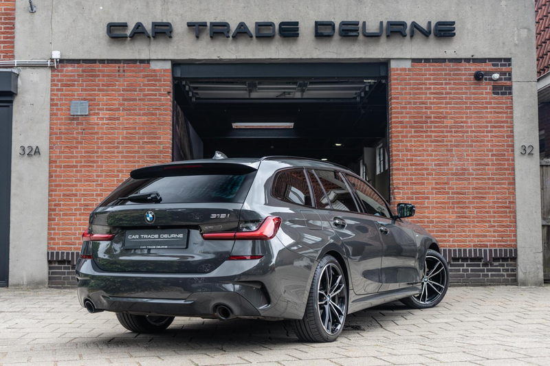 BMW 318 3-serie Touring 318i High Executive M-Sport Pano / — photo 3