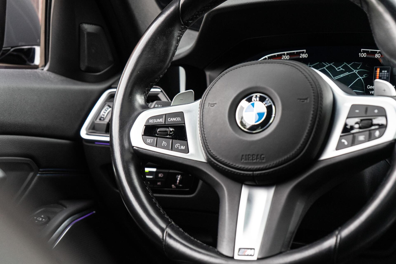 BMW 318 3-serie Touring 318i High Executive M-Sport Pano / — photo 14