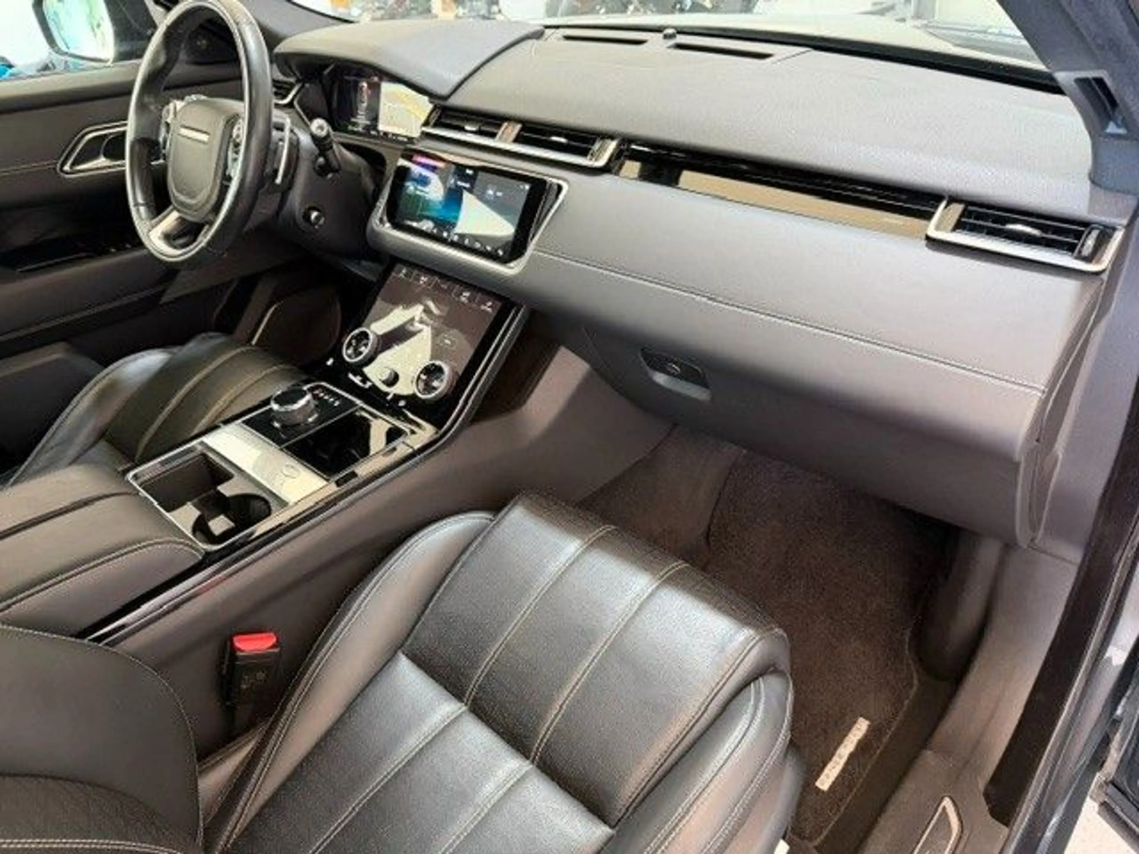 Land Rover Range Rover Velar VELAR 300D R-Dynamic HSE,DAB,PANO,MASSAG,HEAD-UP — photo 3