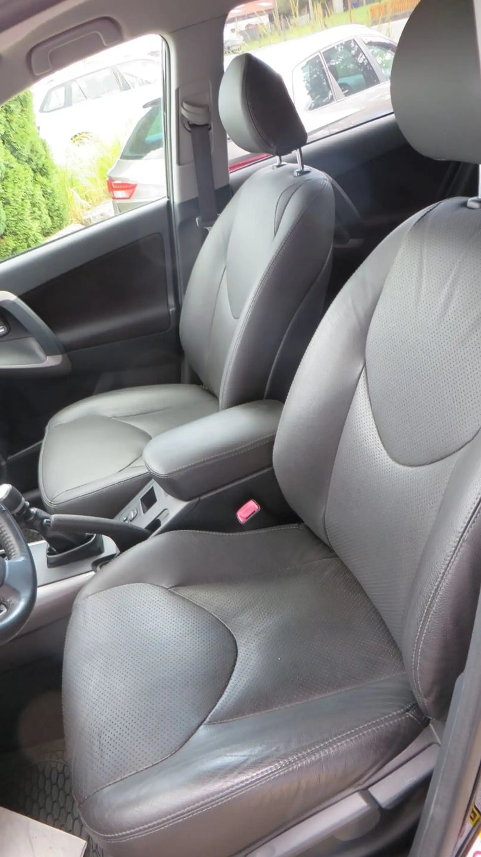 Toyota RAV 4 RAV4 Cross Sport AHK — photo 22