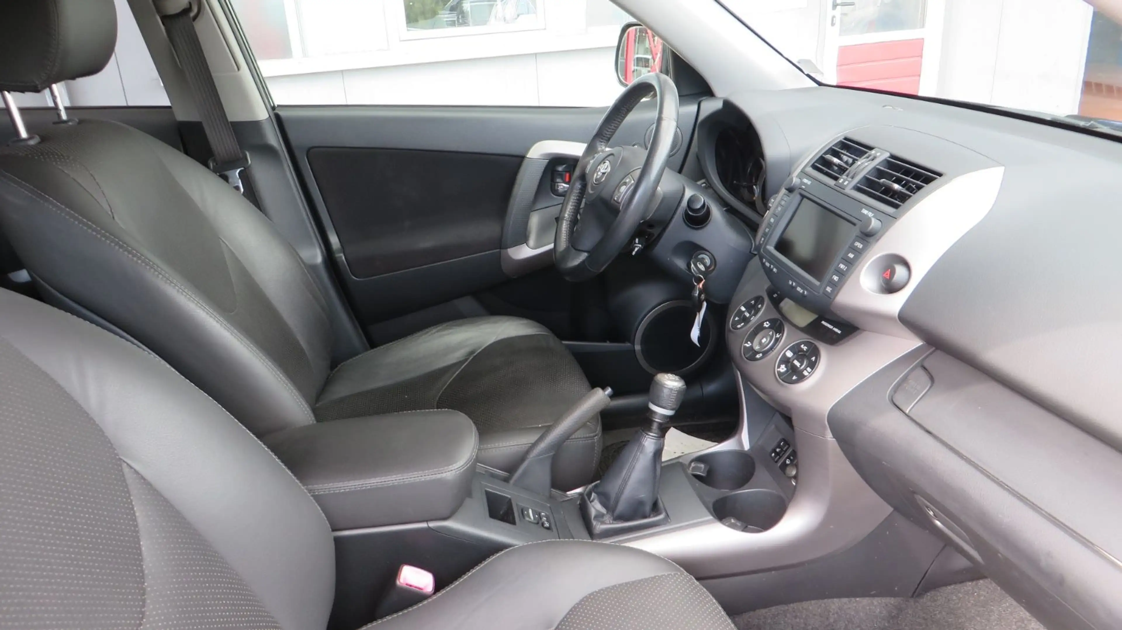 Toyota RAV 4 RAV4 Cross Sport AHK — photo 21