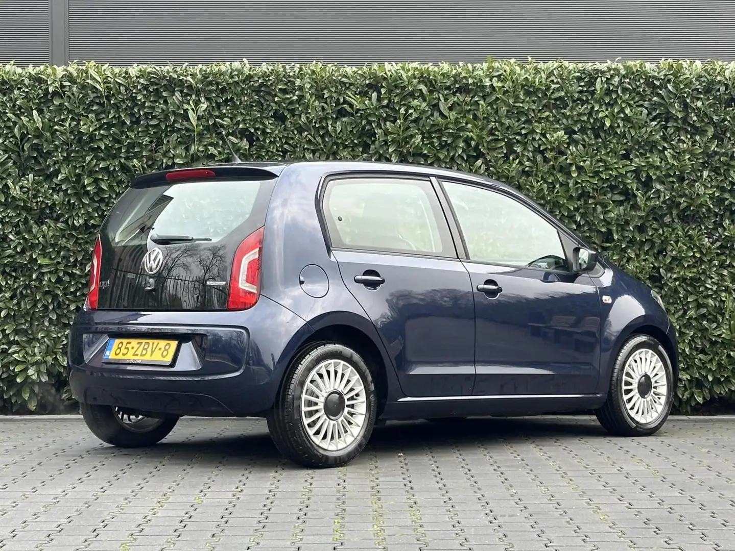 Volkswagen up! 1.0 move up! BlueMotion, NL AUTO, NAP LOGISCH, NAV Blauw - 2