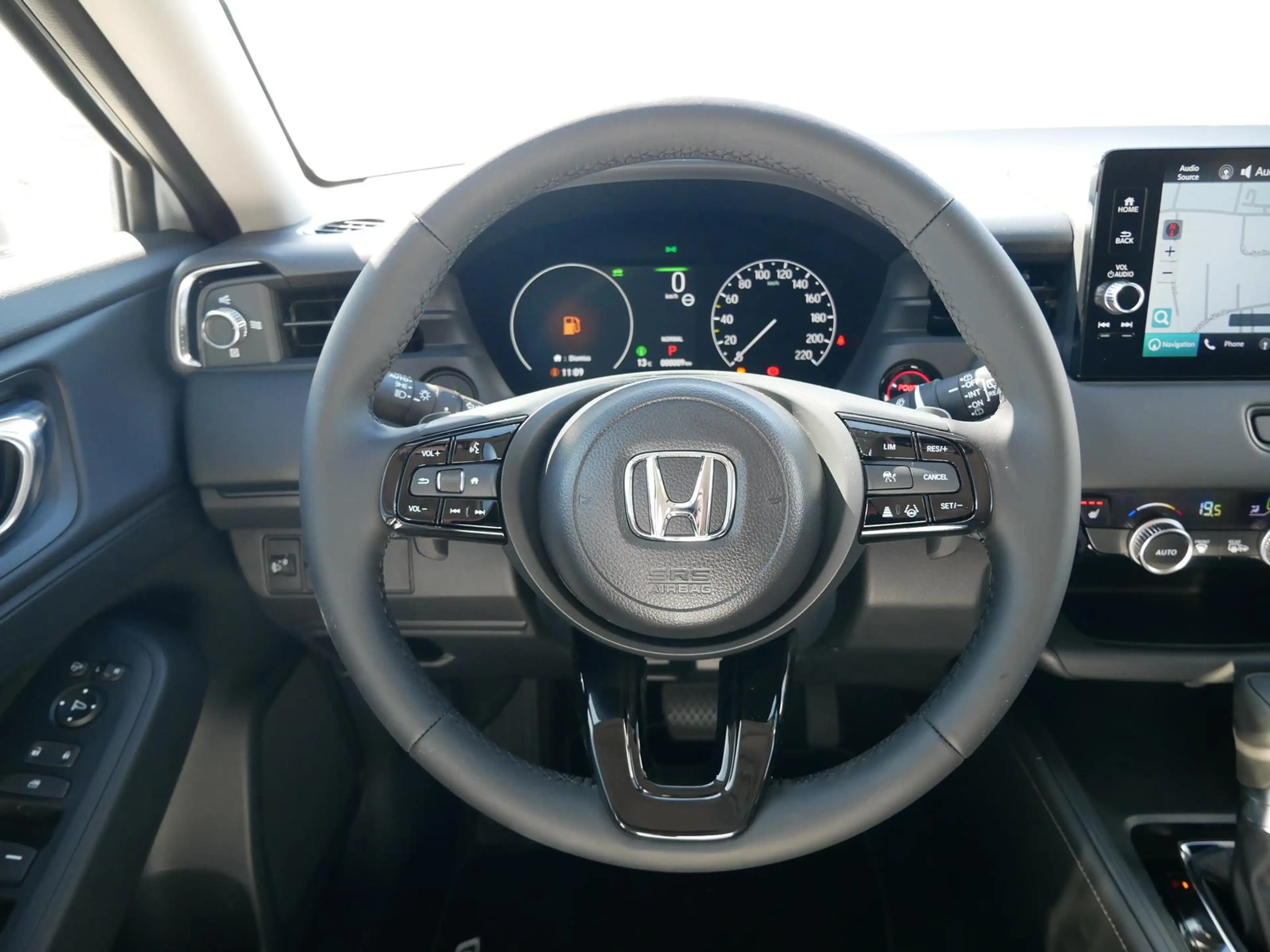 Honda HR-V 1.5 HYBRID ELEGANCE MJ27 NAVI+ACC+8JGAR. — photo 15