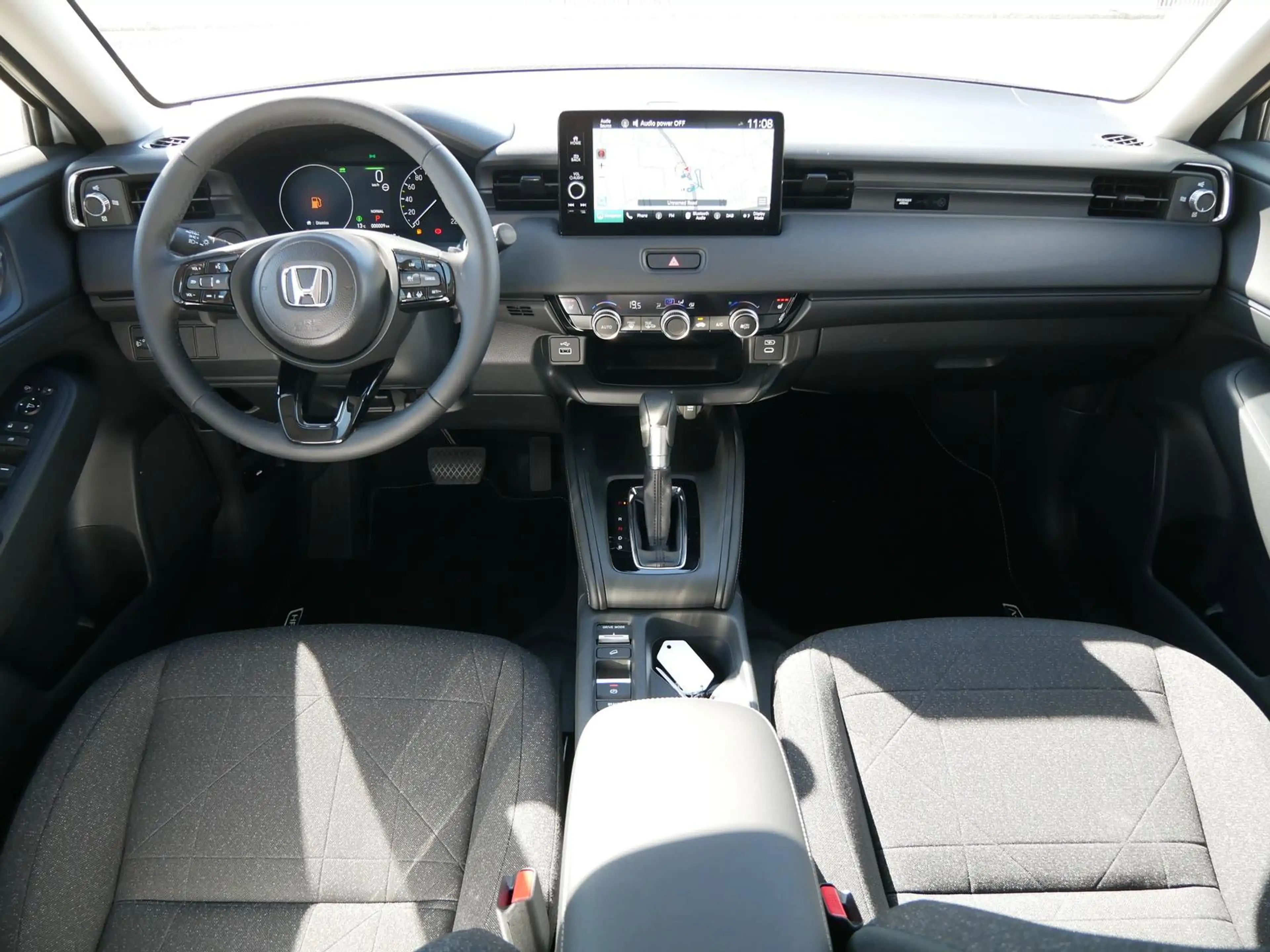 Honda HR-V 1.5 HYBRID ELEGANCE MJ27 NAVI+ACC+8JGAR. — photo 13