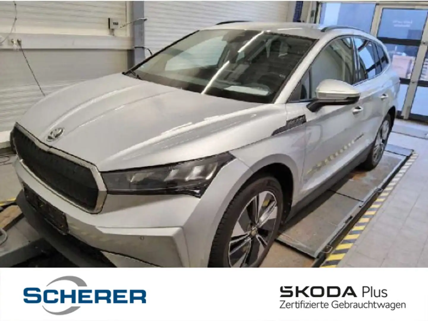 Skoda Enyaq iV 50 Loft NAVI ACC RFK EPH SHZ Silber - 1