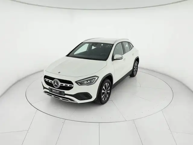 Mercedes-Benz GLA 250 250 e phev (eq-power) sport auto