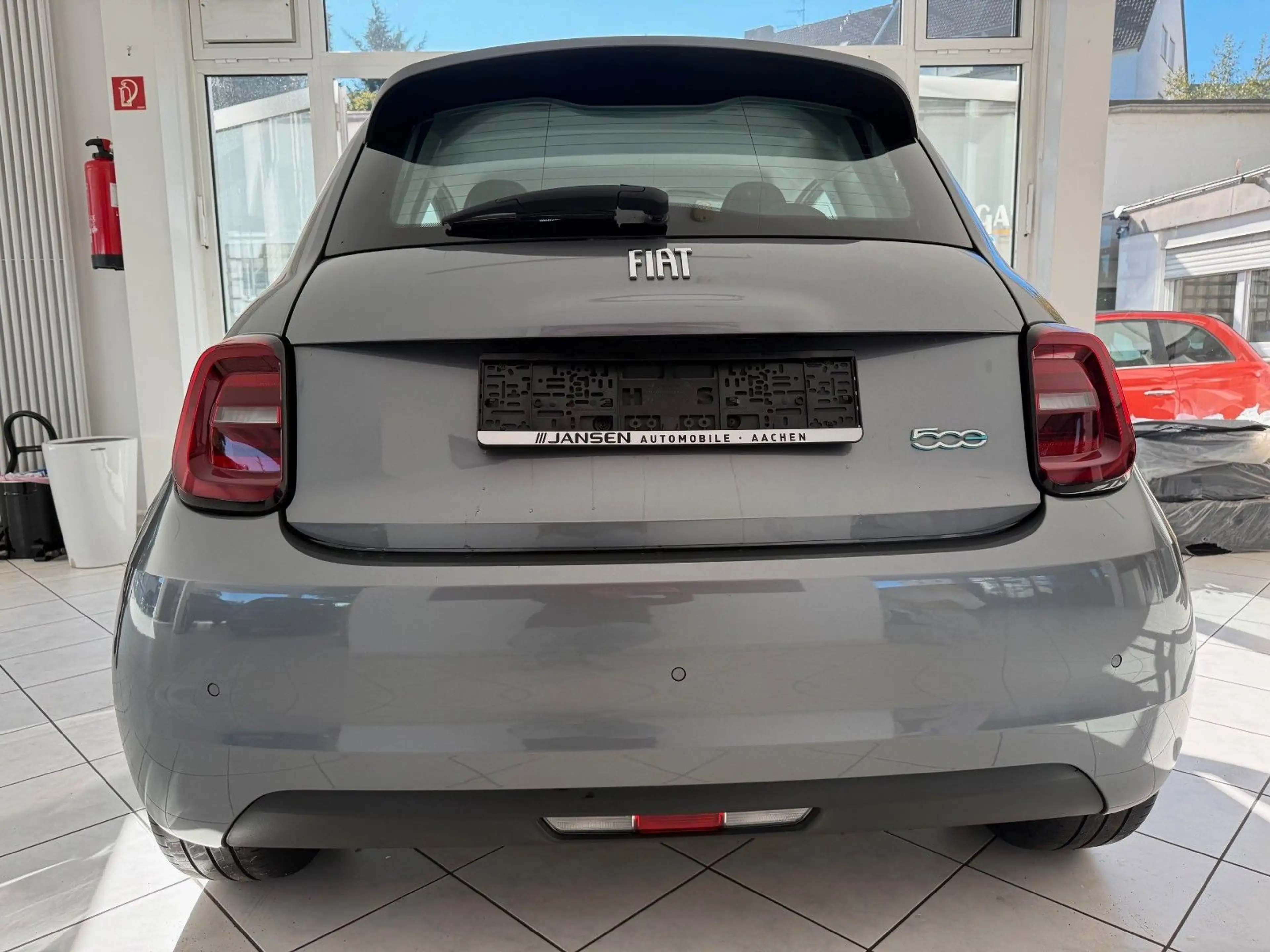 Fiat 500e 500 e Icon — photo 6