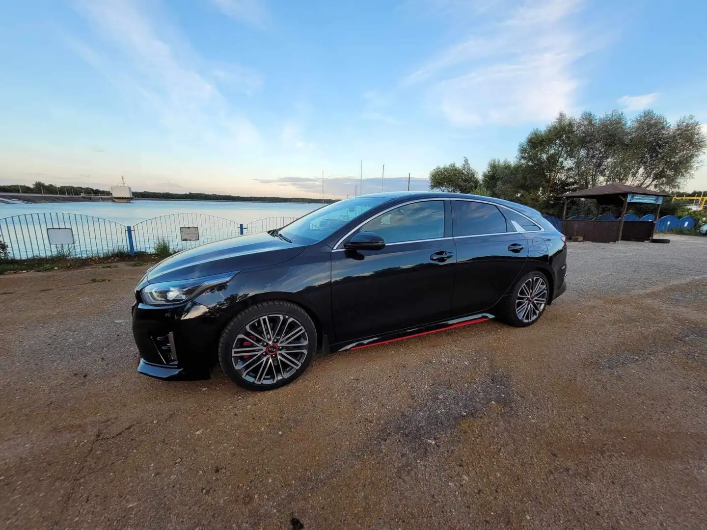 Kia ProCeed / pro_cee'd 1.6 T-GDI DCT7 OPF GT - 1