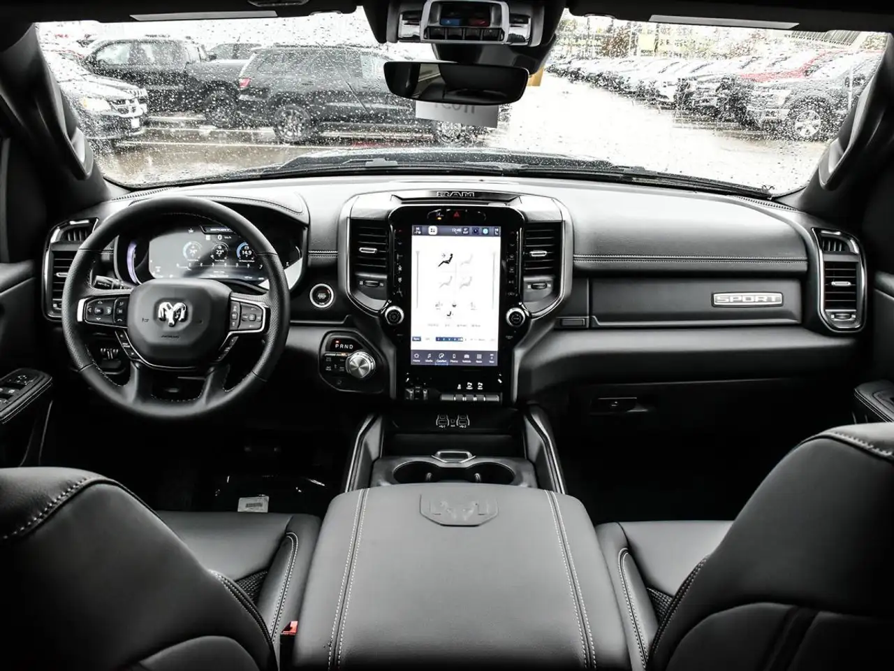 RAM 1500 снимка RAM 1500