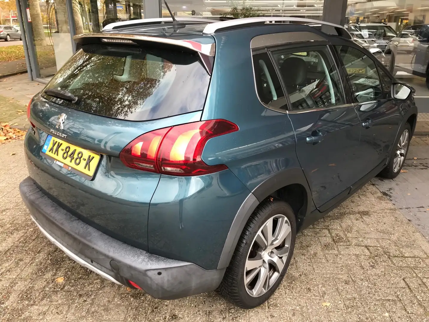 Peugeot 2008 Allure PureTech 110pk EAT6 │ Automaat │ Grip Contr Groen - 2