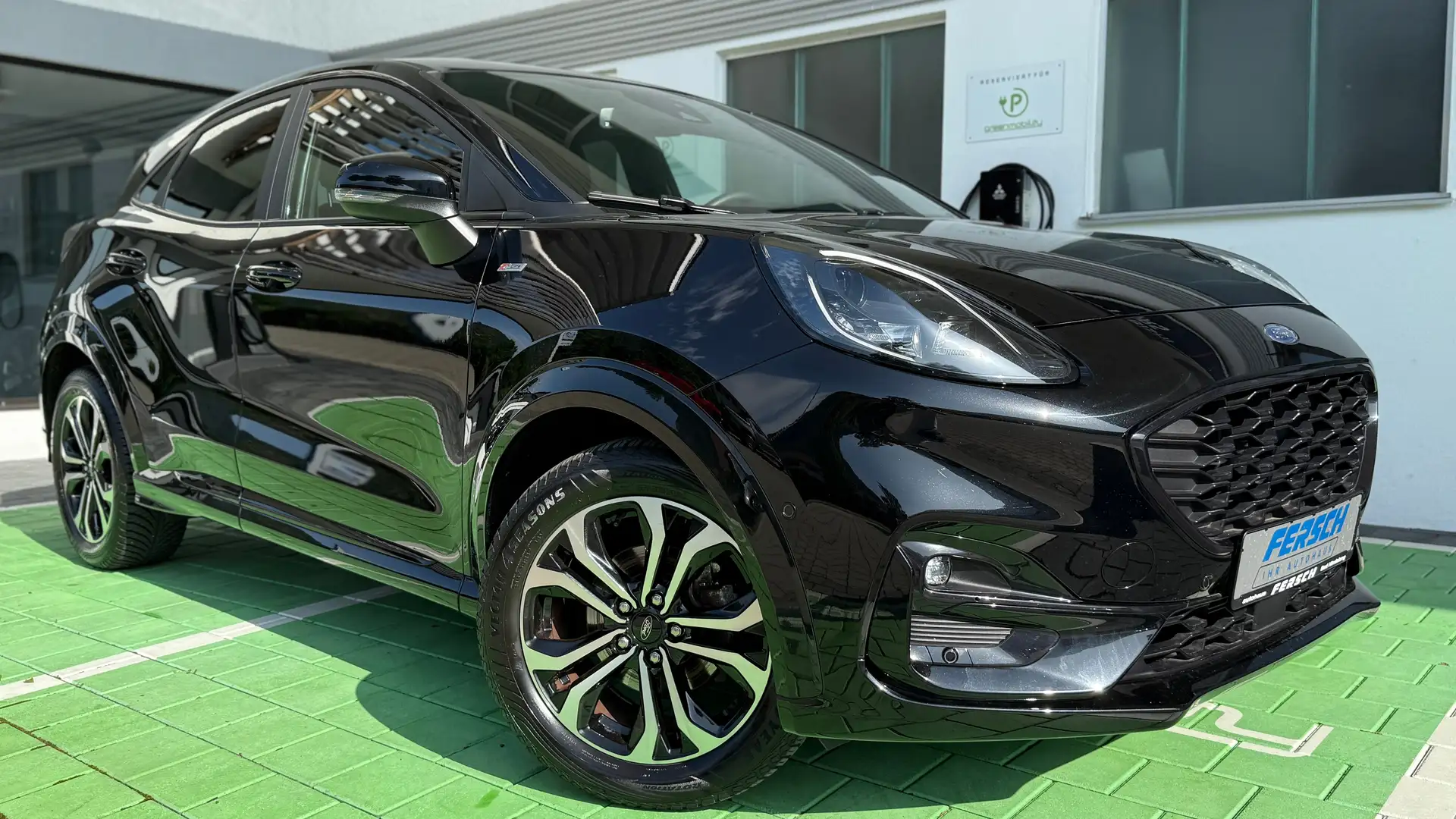 Ford Puma 1.0 mHEV ST-Line X Autom. m. Navi, Freisprech uvm. Schwarz - 1