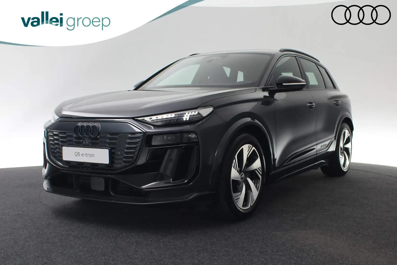 Audi Q6 e-tron S edition performance 100 Kwh 225 kW / 306 pk | Te Grijs - 1