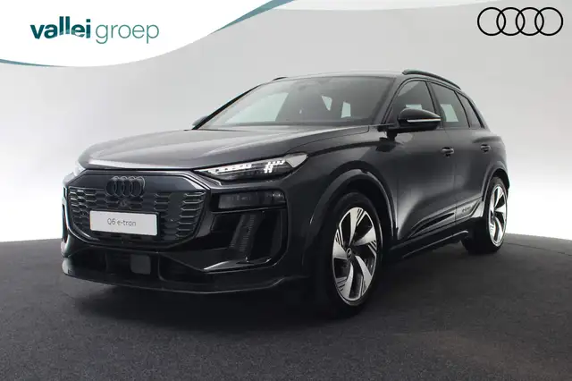 Audi Q6 e-tron S edition performance 100 Kwh 225 kW / 306 pk | Te