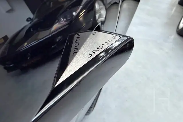 Jaguar F-Type P 450 AWD Cabrio Ansicht 7