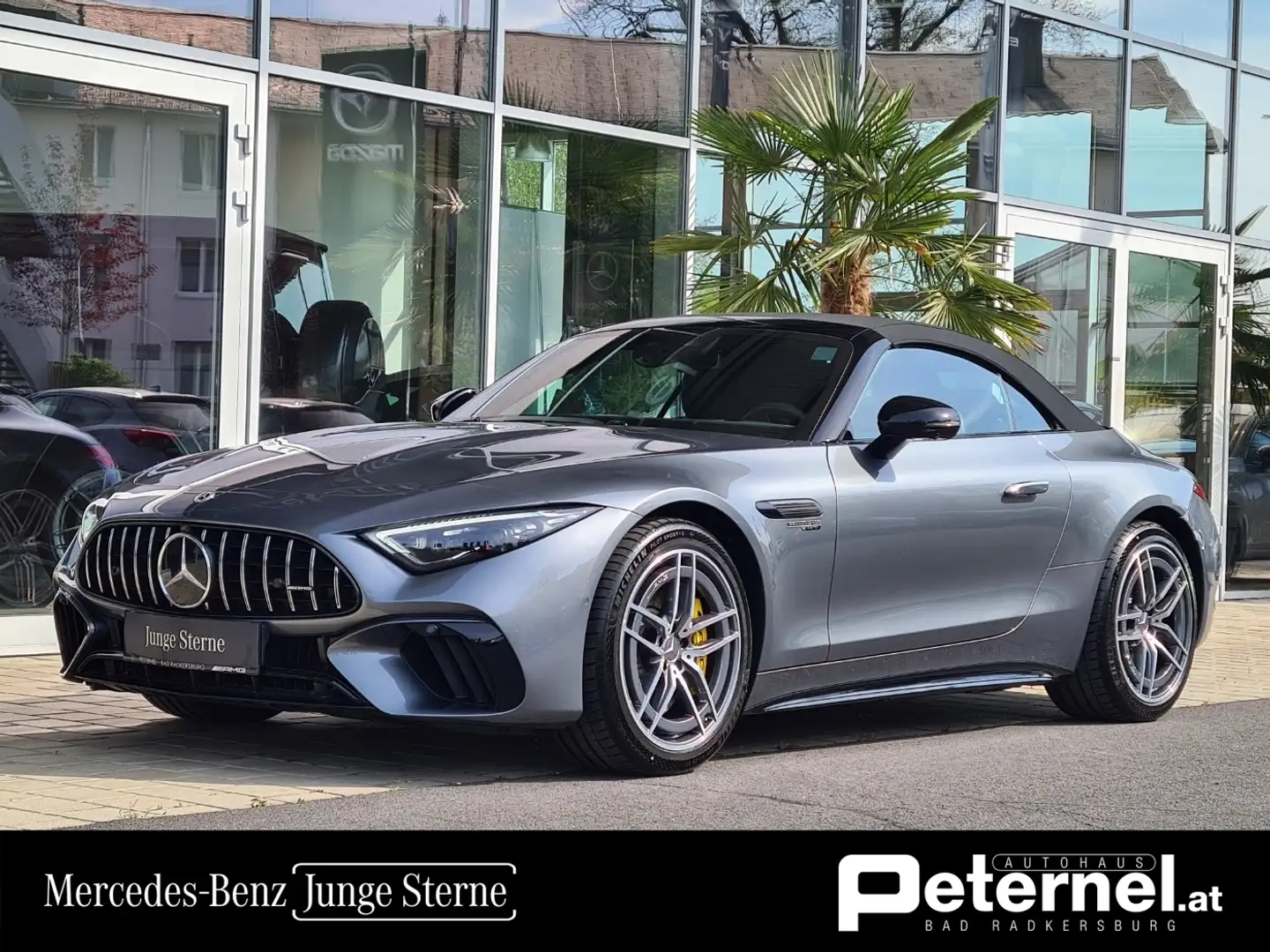 Mercedes-Benz SL 55 AMG SL 55 4MATIC+ AMG FAP MBUX Navi AR Distr HUD Šedá - 1