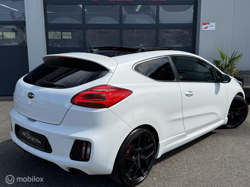 Kia ProCeed / pro_cee'd 1.6 GT Pano Clima Camera Xenon 204pk Uniek! — photo 22