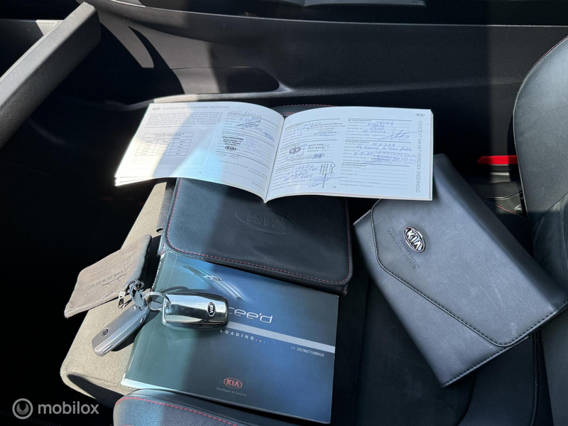 Kia ProCeed / pro_cee'd 1.6 GT Pano Clima Camera Xenon 204pk Uniek! — photo 17