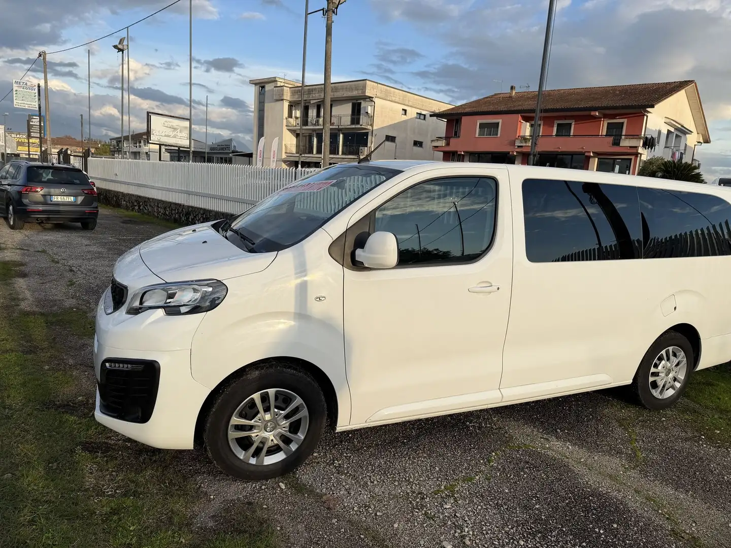 Peugeot Traveller Traveller BlueHDi 150 Long  PASSO LUNGO 8 POSTI - 2