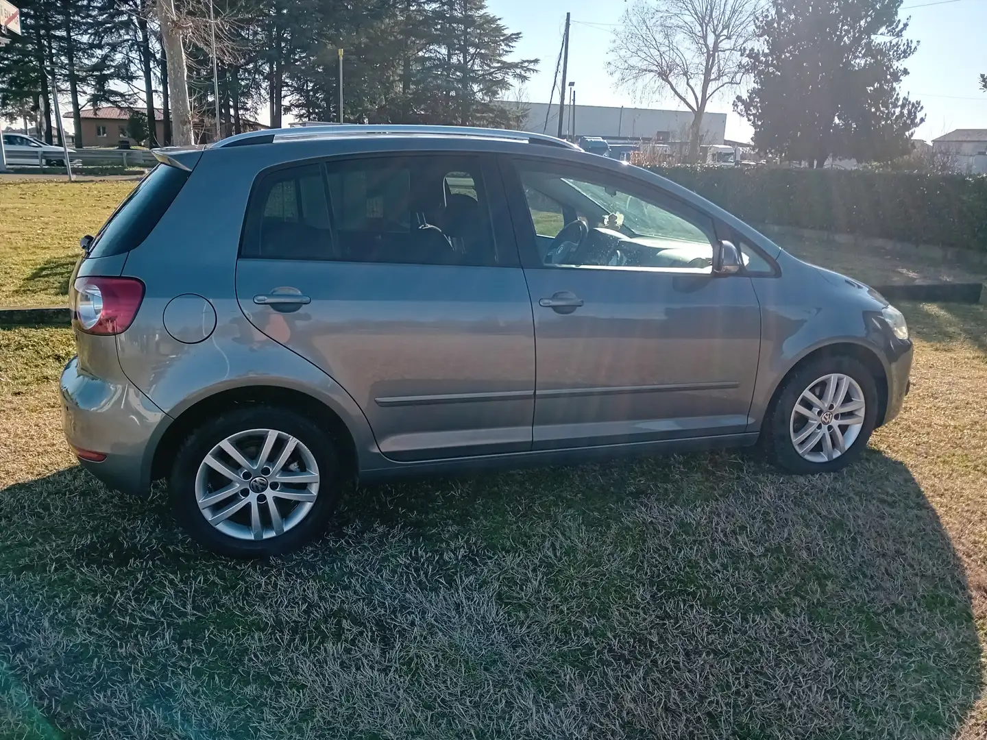 Volkswagen Golf Plus 1.6 tdi Highline dsg - 1