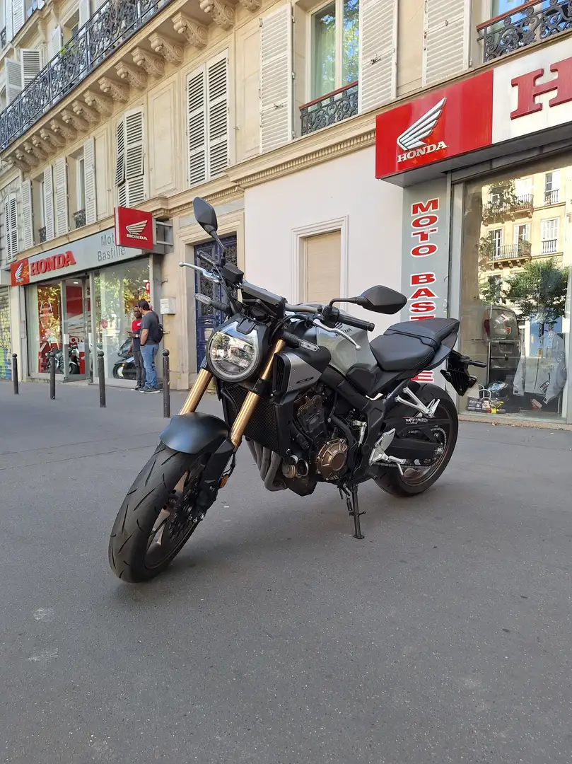 Honda CB 650 Gris - 2