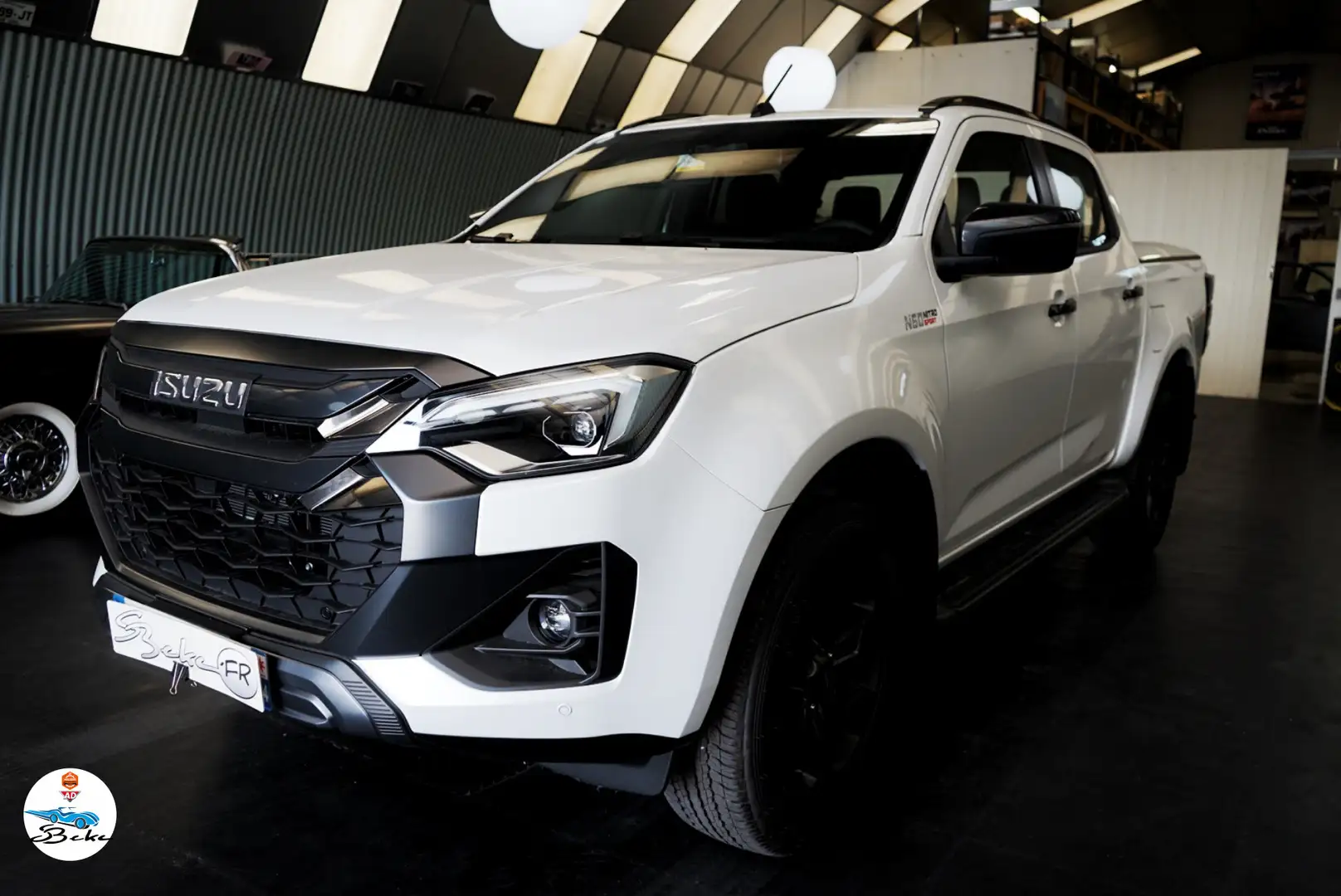 Isuzu D-Max CREW N60 NITRO SPORT 4X4 A/T 4 PLACES / PAS DE MAL Blanc - 1