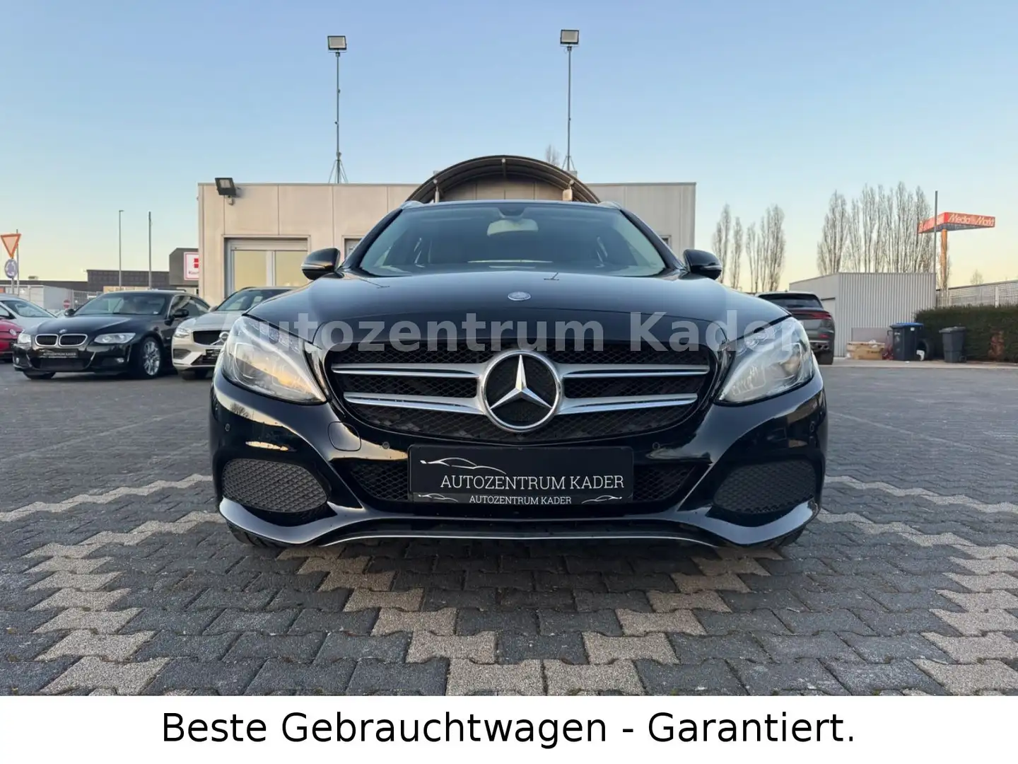 Mercedes-Benz C 180 T CGI*Avantgarde*LED*Xenon*Navi*AHK*Ambien Schwarz - 1