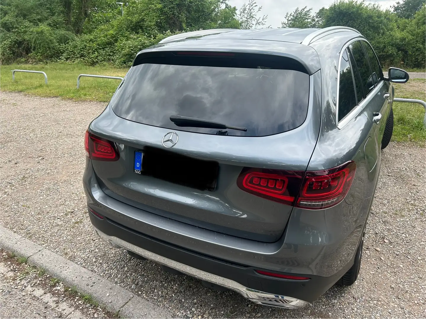 Mercedes-Benz GLC 200 GLC 200 4Matic 9G-TRONIC Exclusive Grau - 2