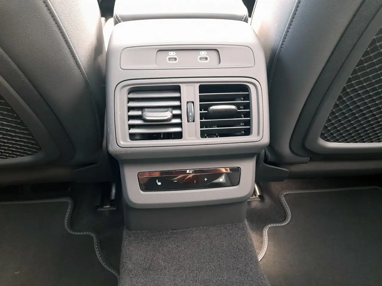 Audi Q5 снимка Audi Q5