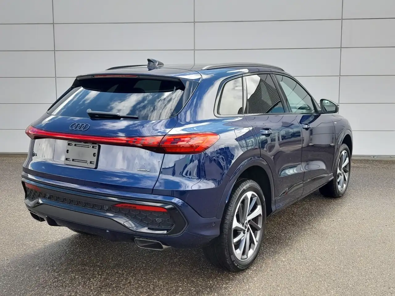 Audi Q5 снимка Audi Q5