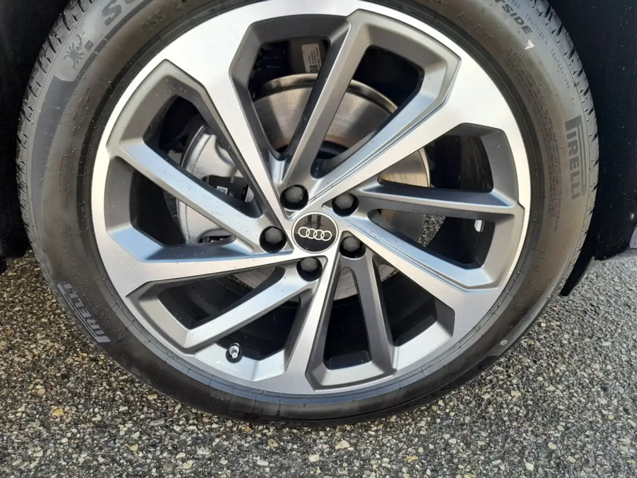Audi Q5 снимка Audi Q5