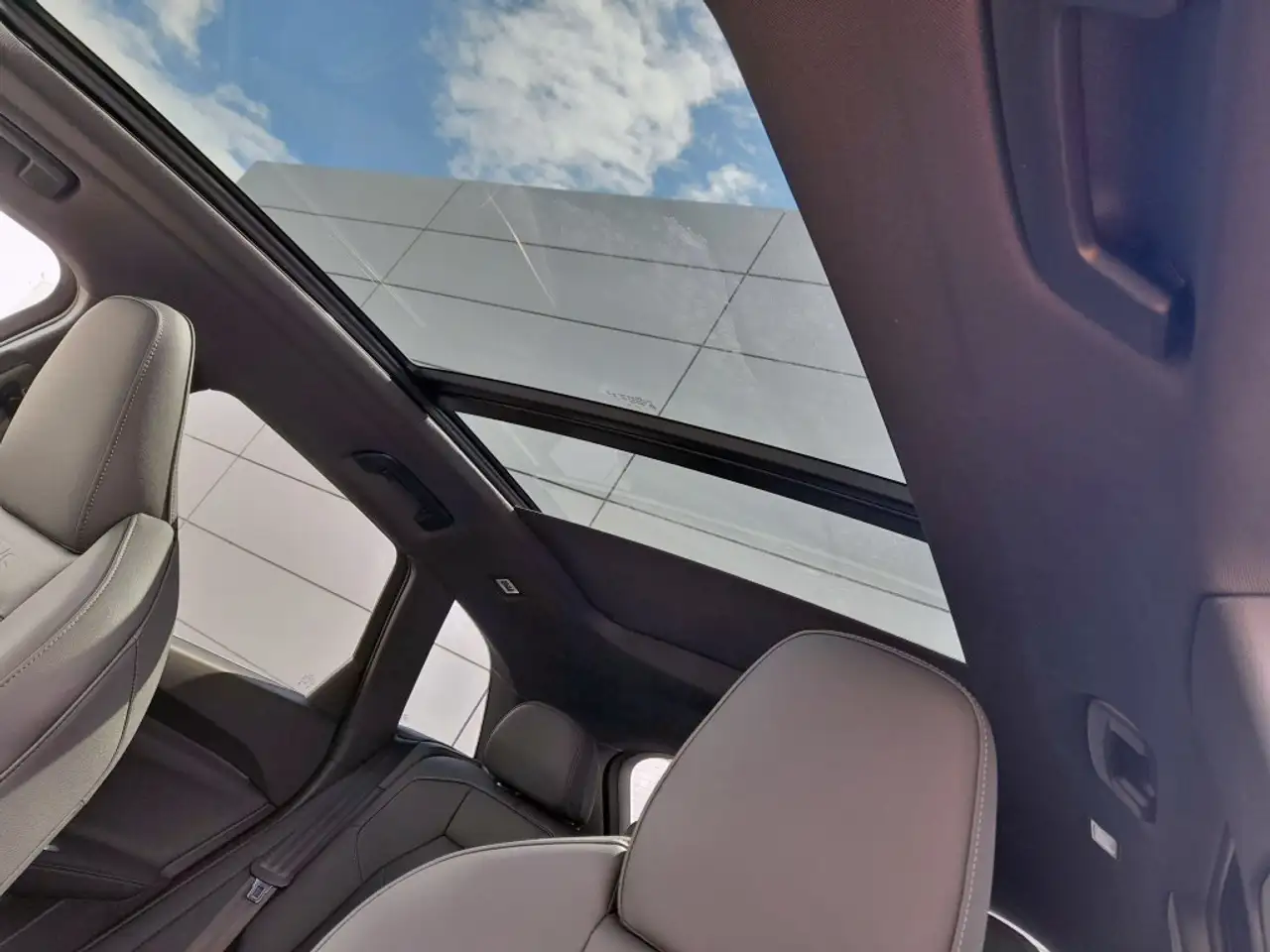 Audi Q5 снимка Audi Q5