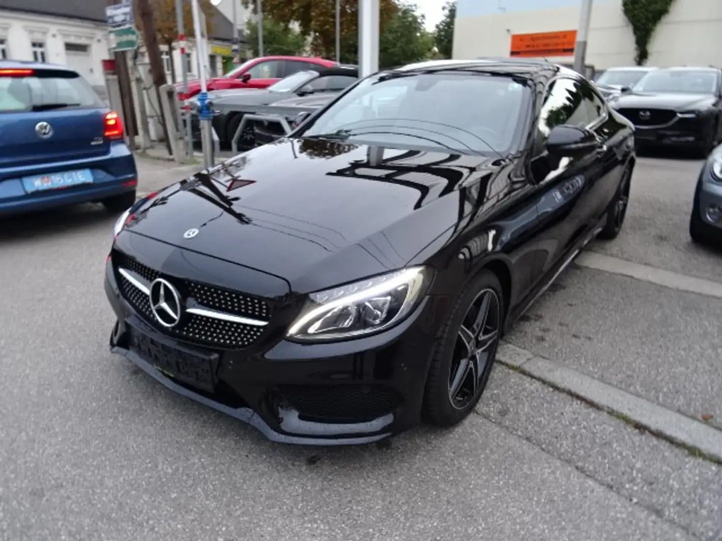 Mercedes-Benz C 180 Coupe Schwarz - 2