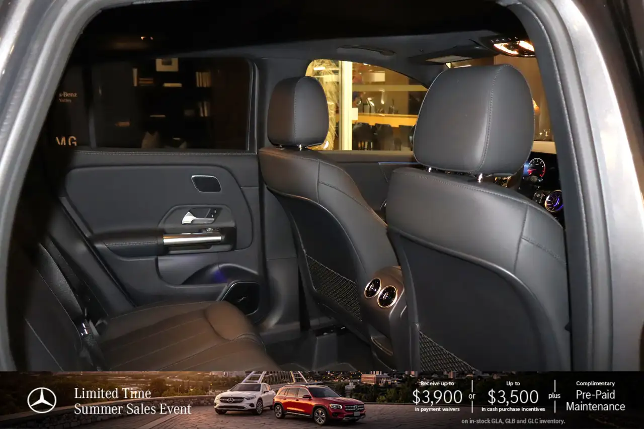 Mercedes-Benz GLA снимка Mercedes-Benz GLA