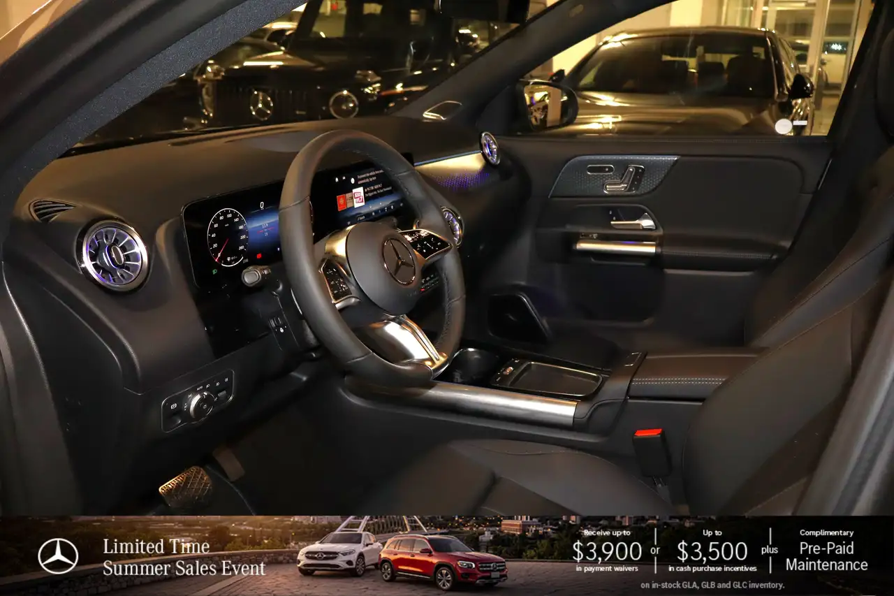 Mercedes-Benz GLA снимка Mercedes-Benz GLA