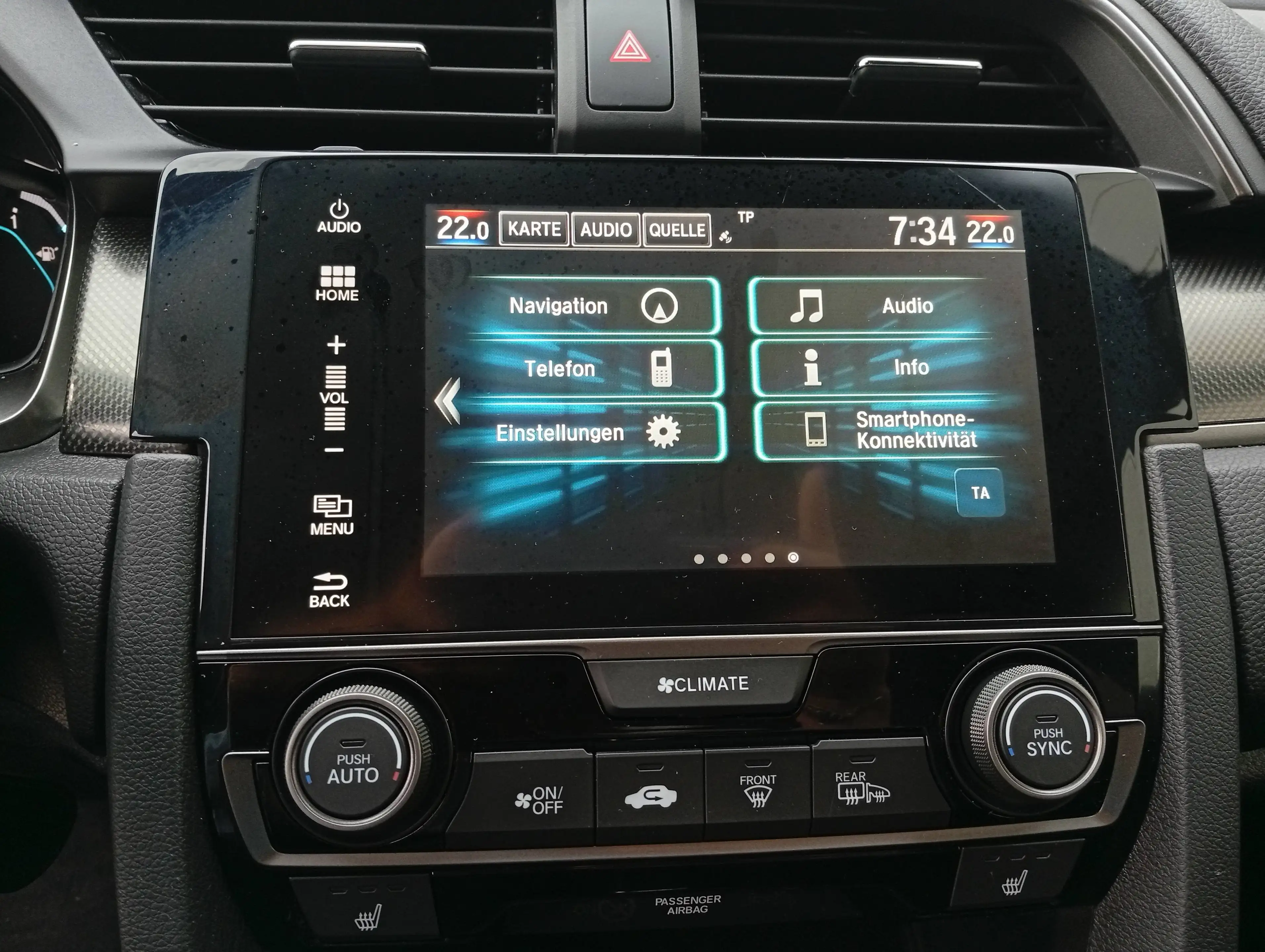 Honda Civic Civic 1.0 i-VTEC Turbo Elegance, Winterräder — photo 11