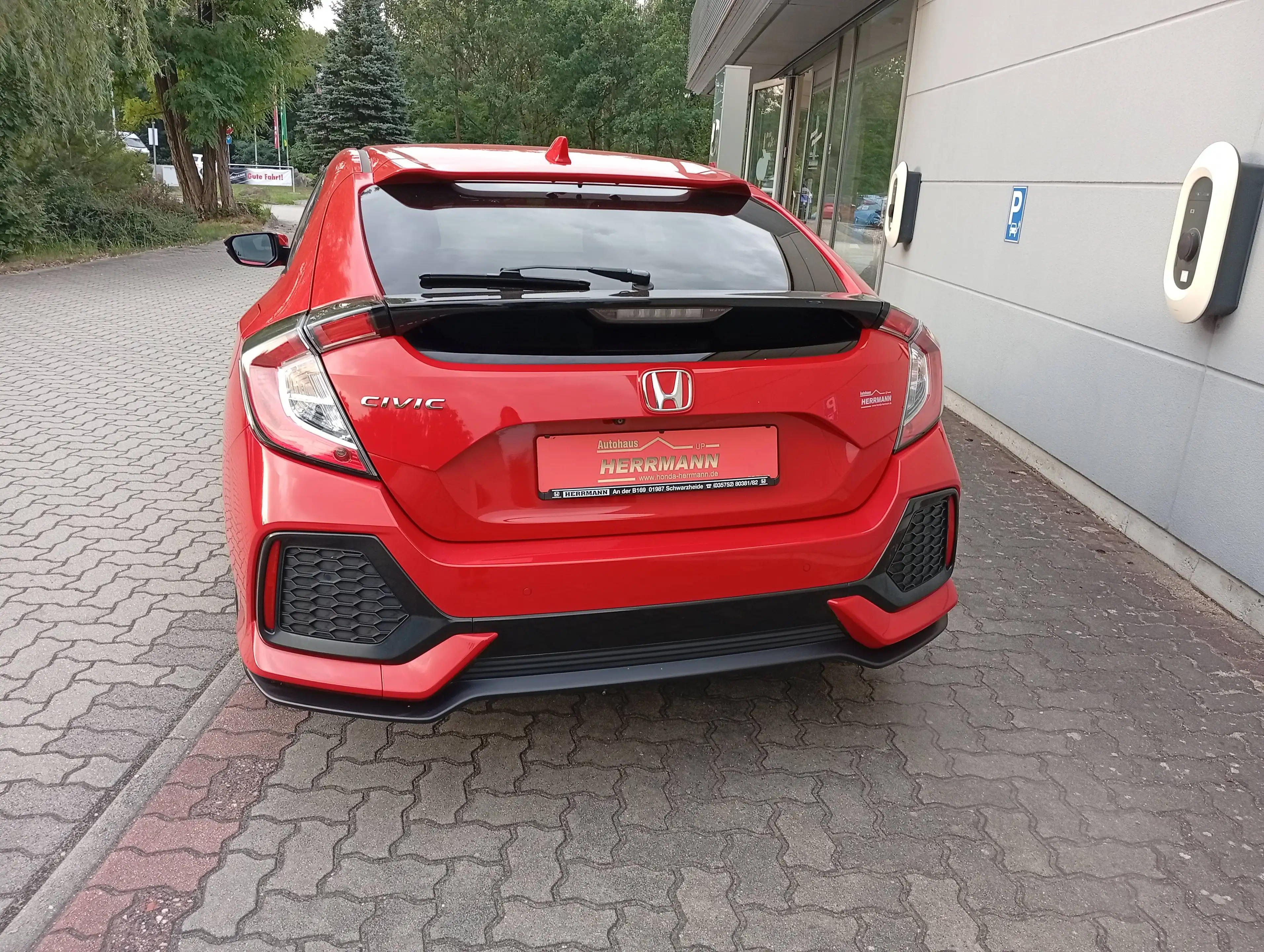 Honda Civic Civic 1.0 i-VTEC Turbo Elegance, Winterräder — photo 4