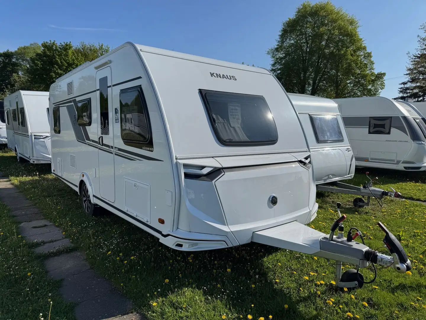 Knaus Südwind 500 QDK 60 YEARS (2025) 3er Stockbett - 1