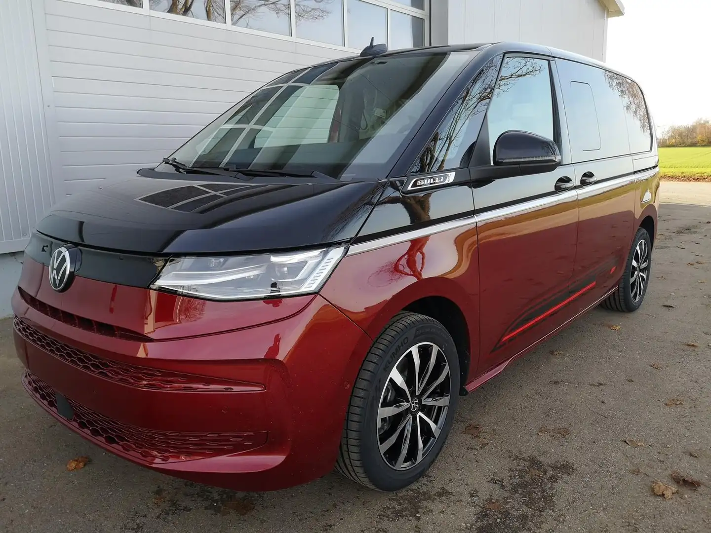 Volkswagen T7 Multivan 1,5eHybrid DSG 4Motion Sport Edition High KÜ 7 Sit Noir - 1