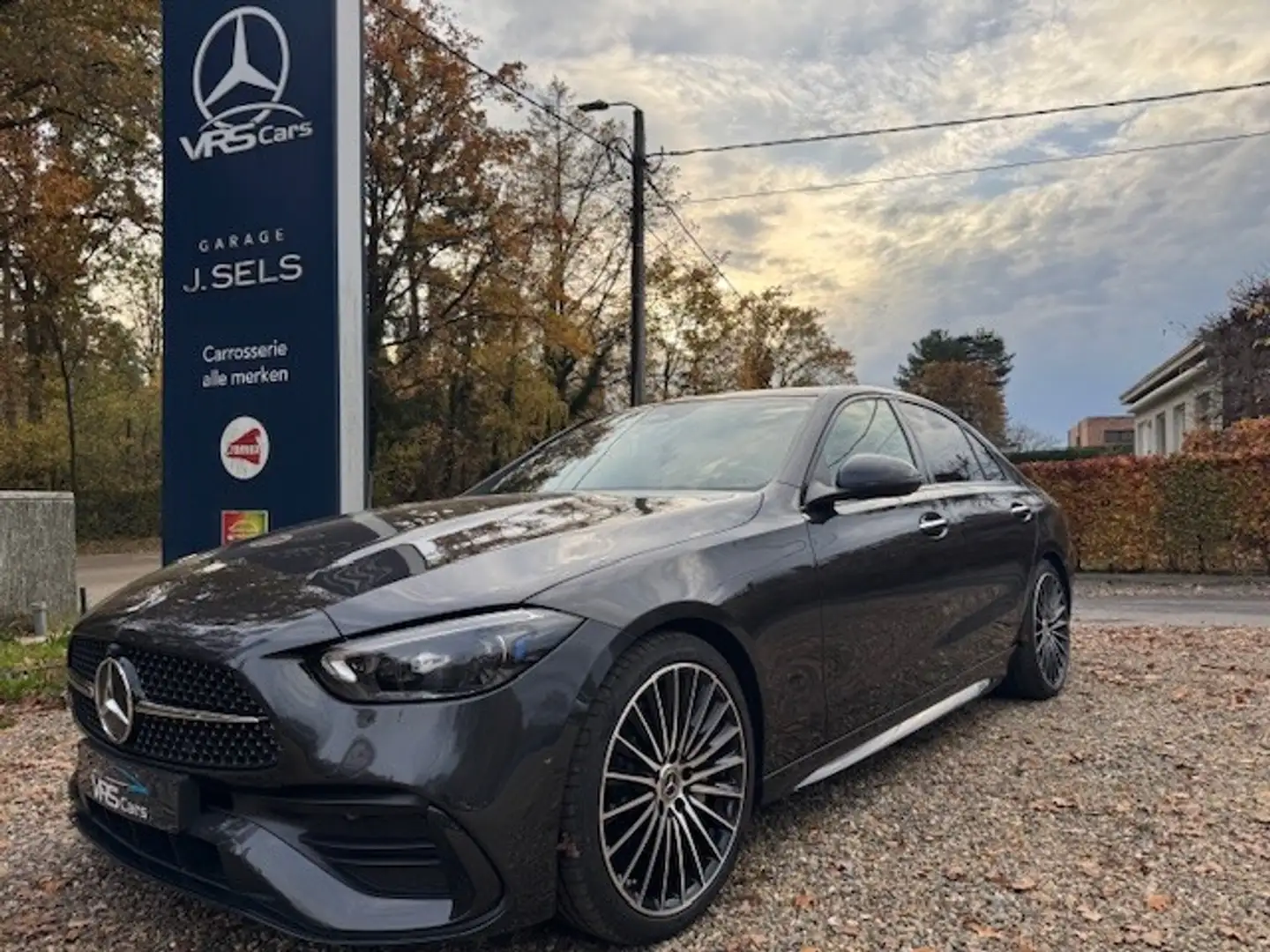 Mercedes-Benz C 200 C 200 9G-TRONIC AMG Line Grijs - 1