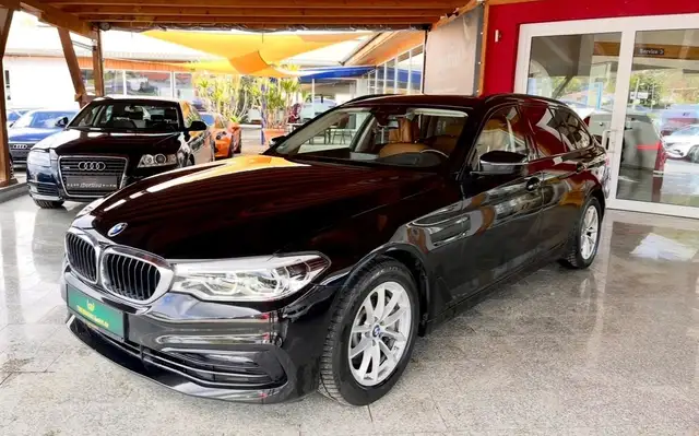 BMW 530 d Touring LED Leder Kamera Harman-Kardon DAB