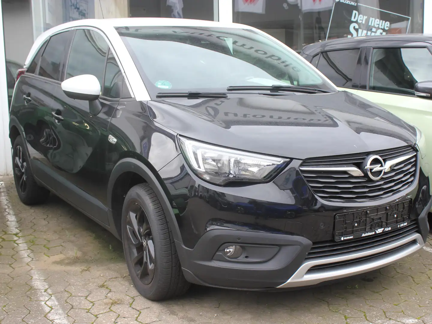 Opel Crossland X Schwarz - 2
