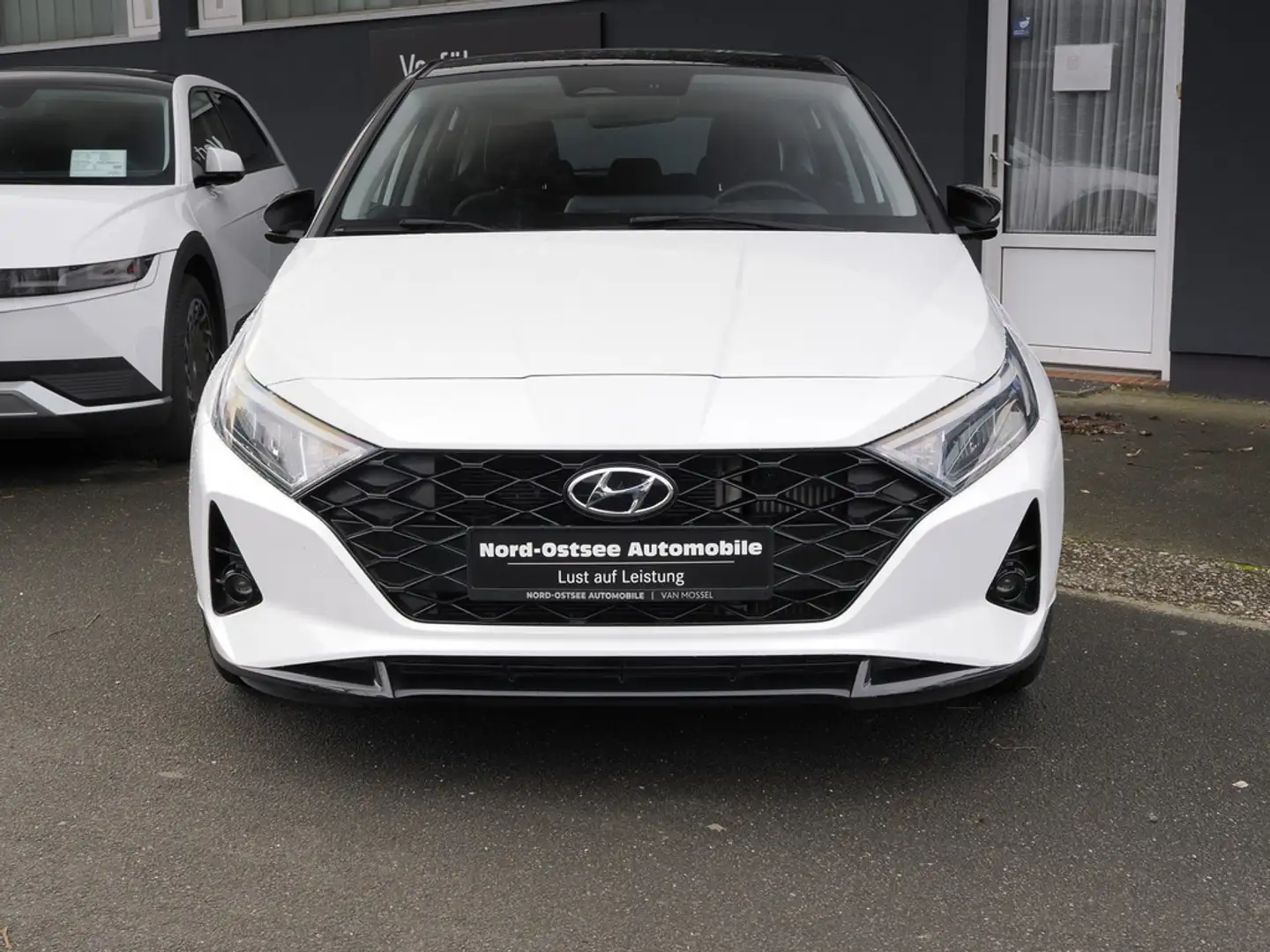 Hyundai i20 1.0 T-GDI INTRO EDITION PDC NAVI KAMERA SHZ Nero - 2