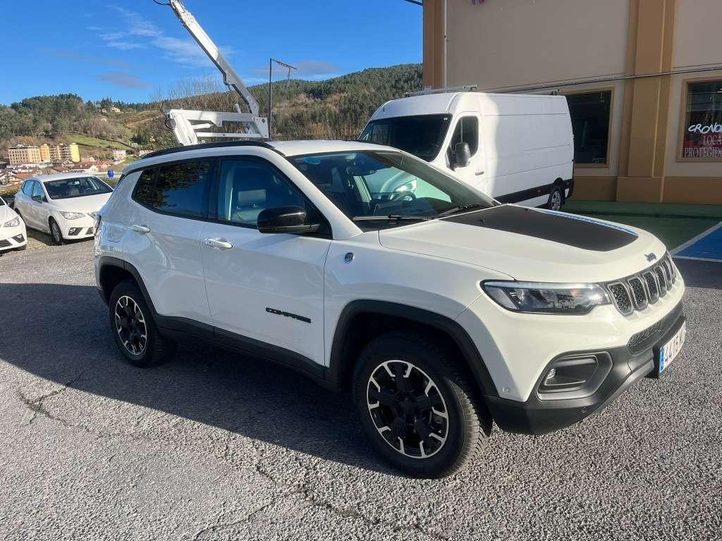 Jeep Compass 1.3 PHEV Trailhawk EAWD Aut. 240 - foto 1